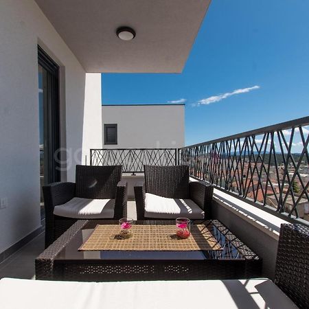 Sea View Apartment Leana Makarska Exterior foto