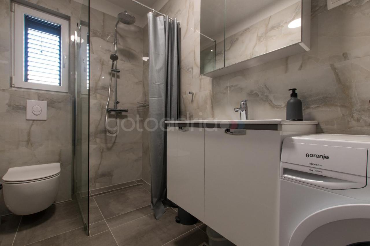 Sea View Apartment Leana Makarska Exterior foto